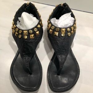 Tory Burch leather studded thong sandals sz 7